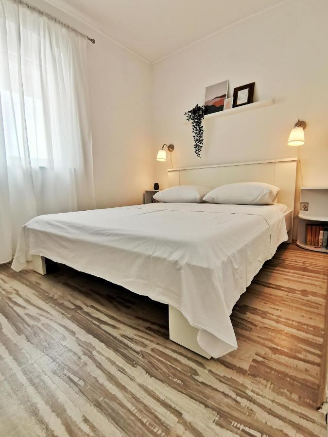 Apartment Roman Betina  Eksteriør billede